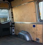 Mercedes Benz Sprinter krovinininio mikroautobuso vidaus talpa